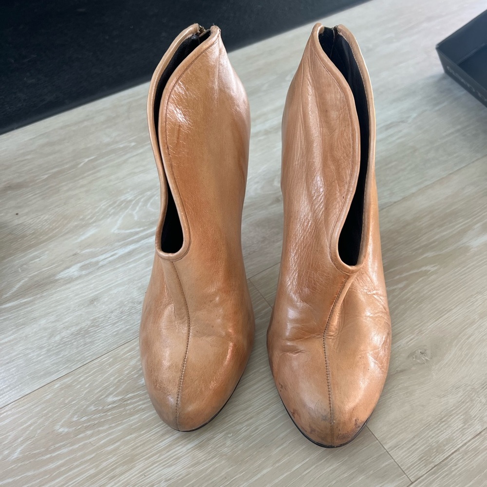 Vince Camuto Camel Leather Ankle Booties